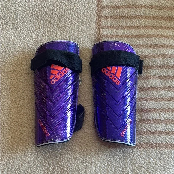 Adidas Performance Predator Shin Guards - Picture 2 of 4